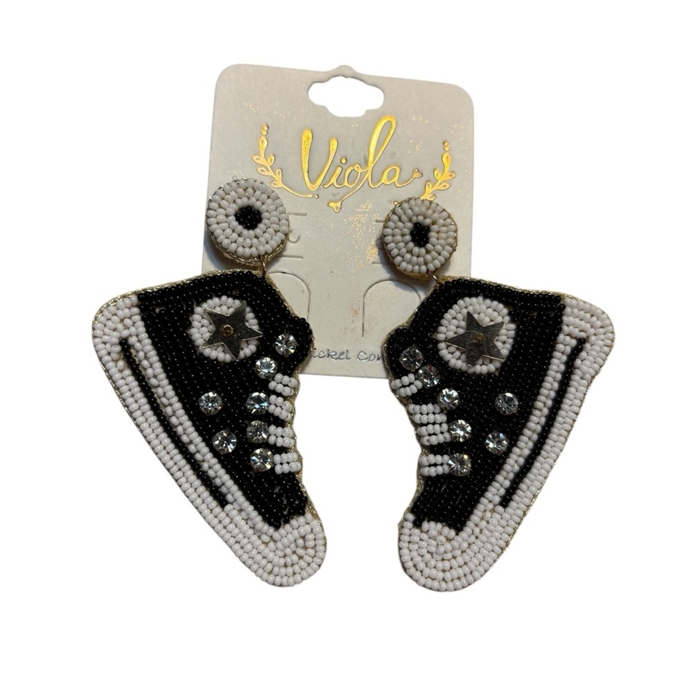 NEW Earrings Converse Sneakers Seed Beaded Black White Crystals Stars Felt Back